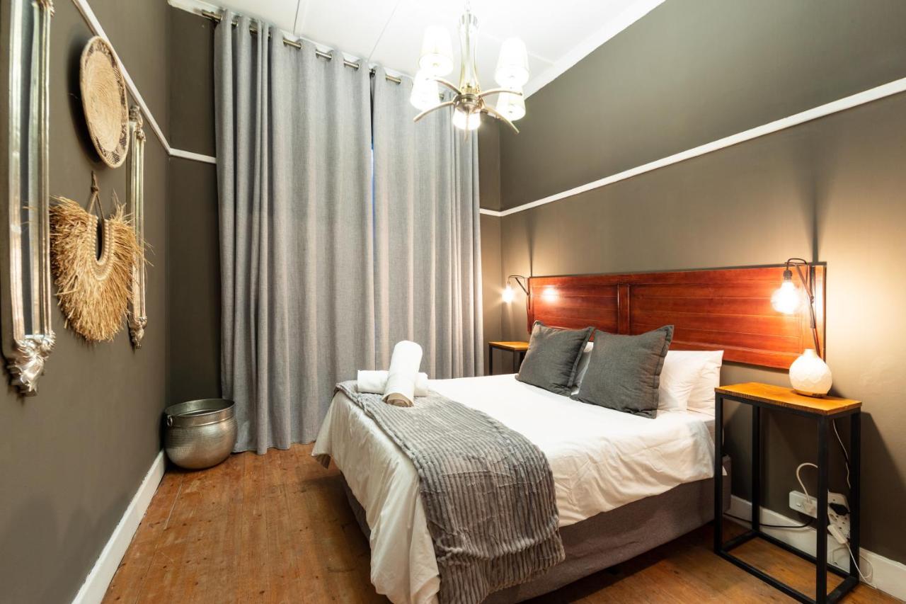 Royal Tree Guest House พ็อตเชฟสตรูม ภายนอก รูปภาพ